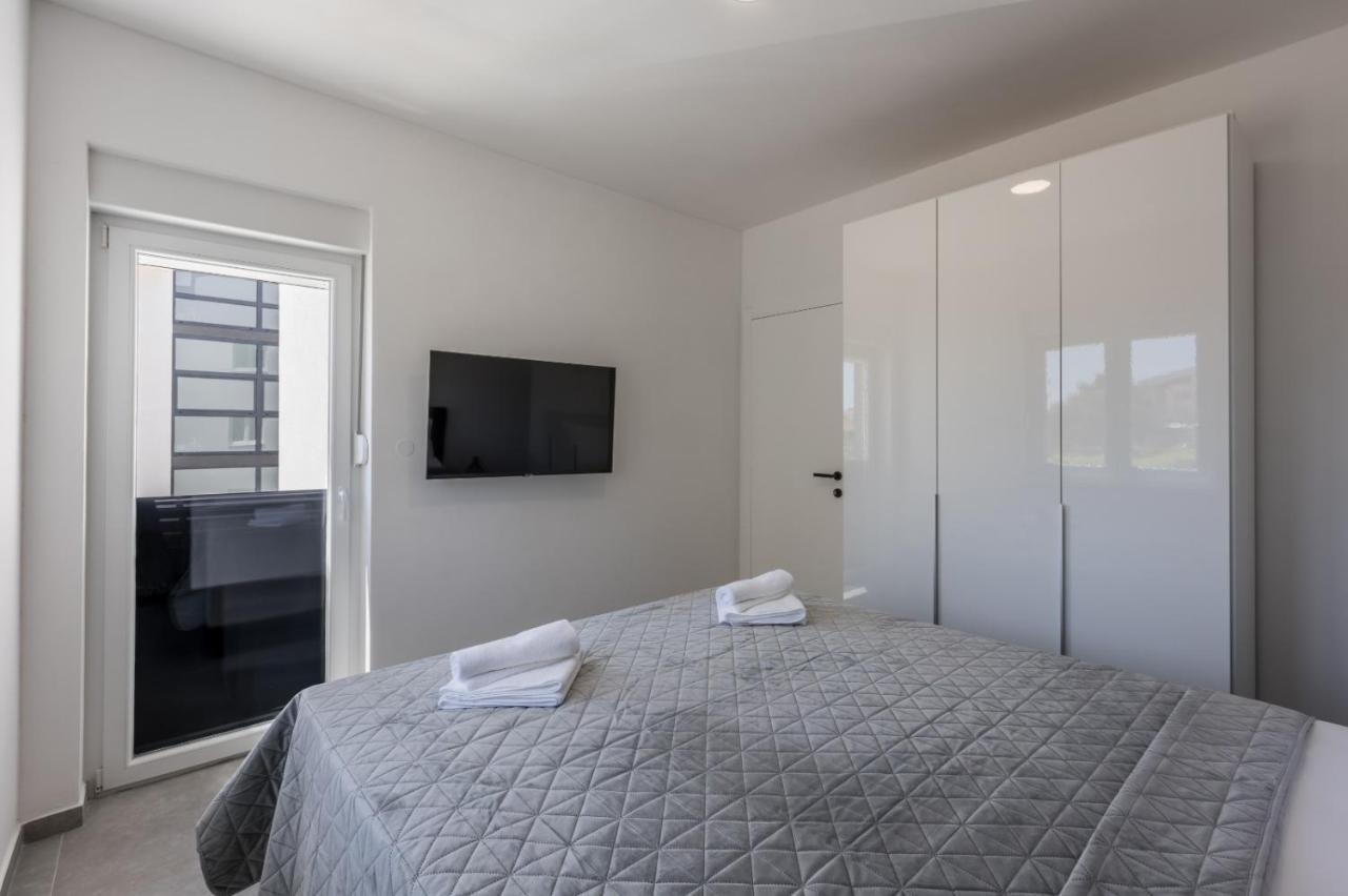 Carpe Diem Luxury Apartments 로고즈니차 외부 사진