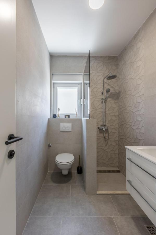 Carpe Diem Luxury Apartments 로고즈니차 외부 사진