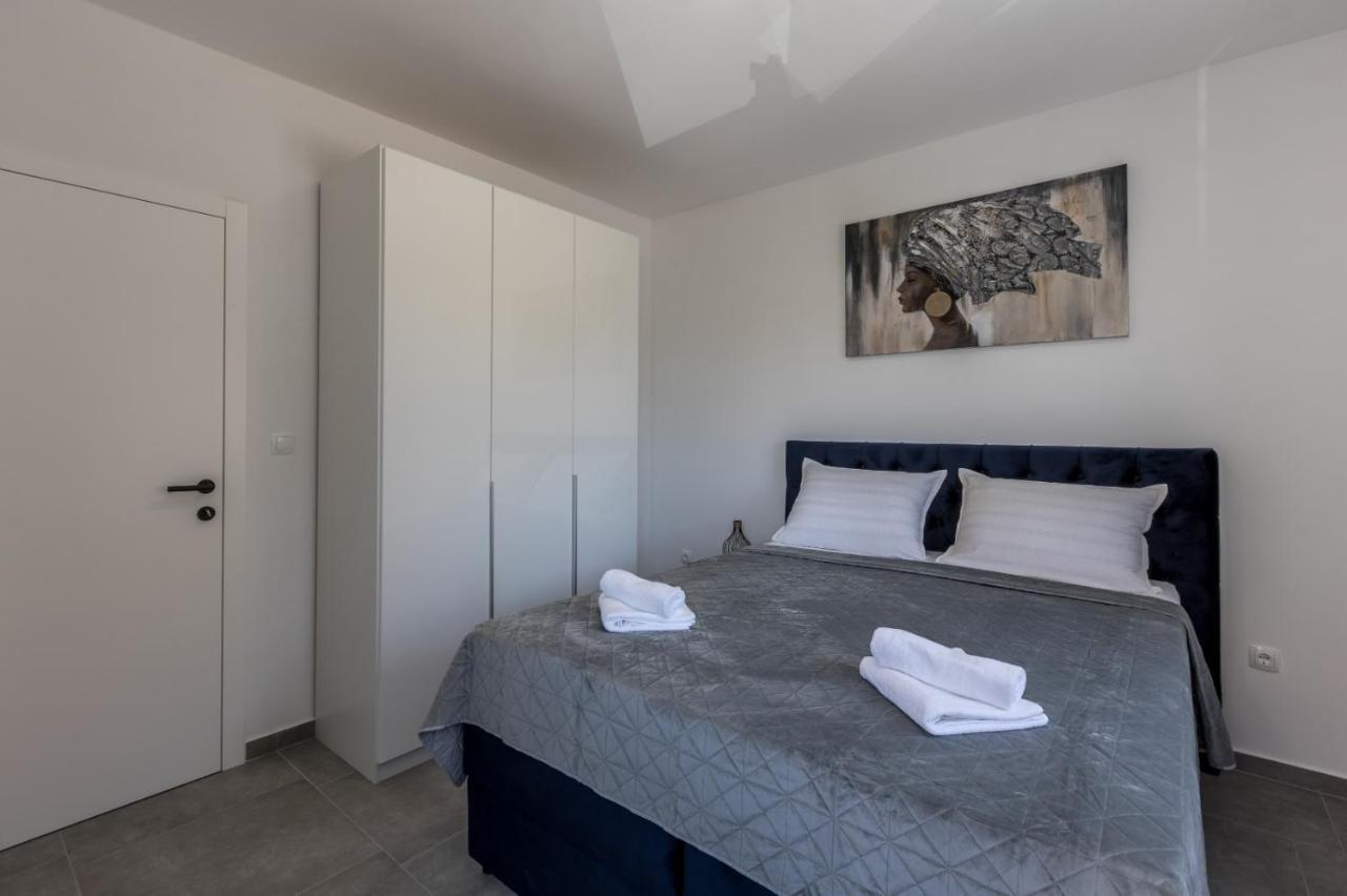 Carpe Diem Luxury Apartments 로고즈니차 외부 사진
