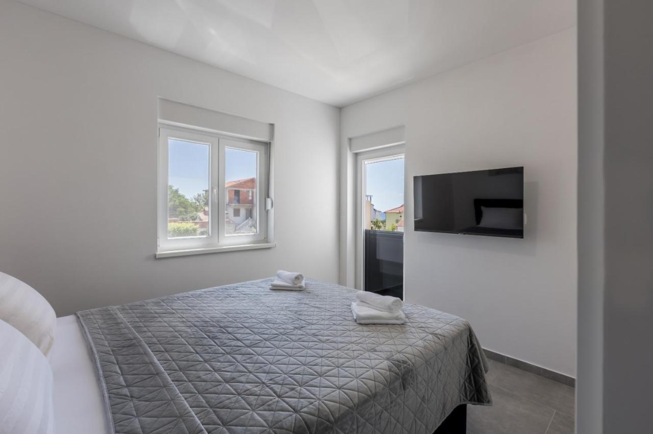 Carpe Diem Luxury Apartments 로고즈니차 외부 사진