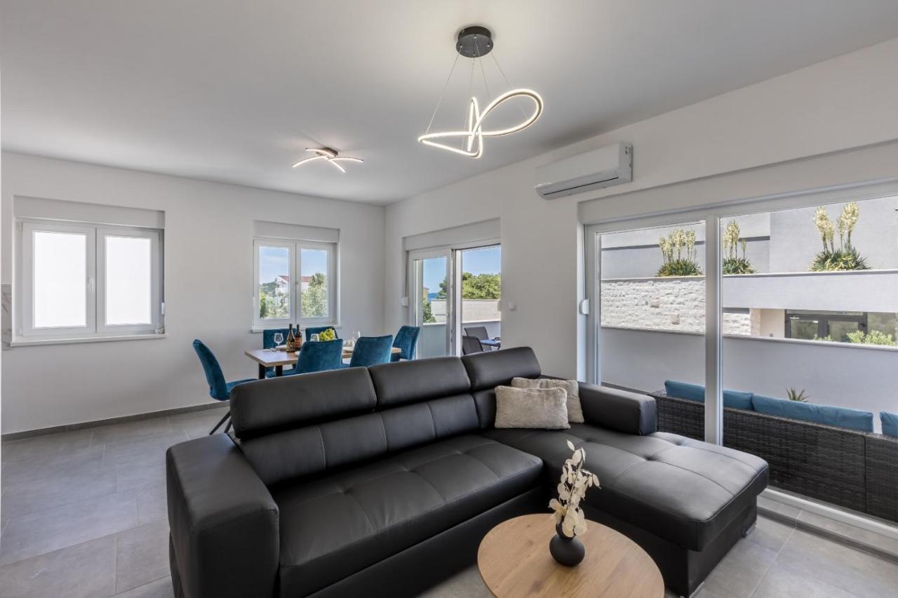 Carpe Diem Luxury Apartments 로고즈니차 외부 사진