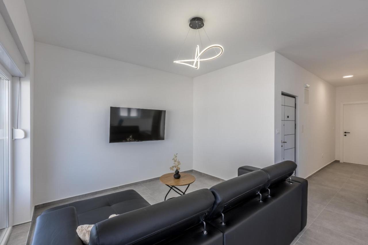 Carpe Diem Luxury Apartments 로고즈니차 외부 사진